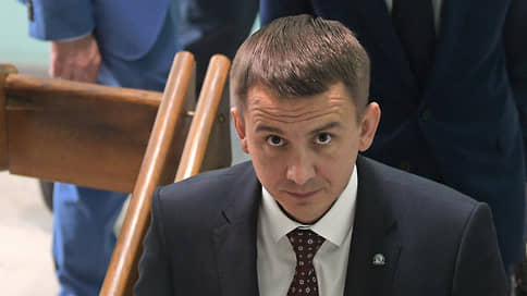 Деньги за уборку попросили вернуть // Бывший градоначальник Курска стал соответчиком по иску прокуратуры