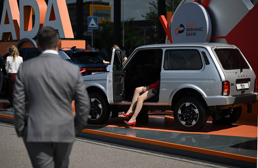 Обновленный внедорожник Lada Niva Legend