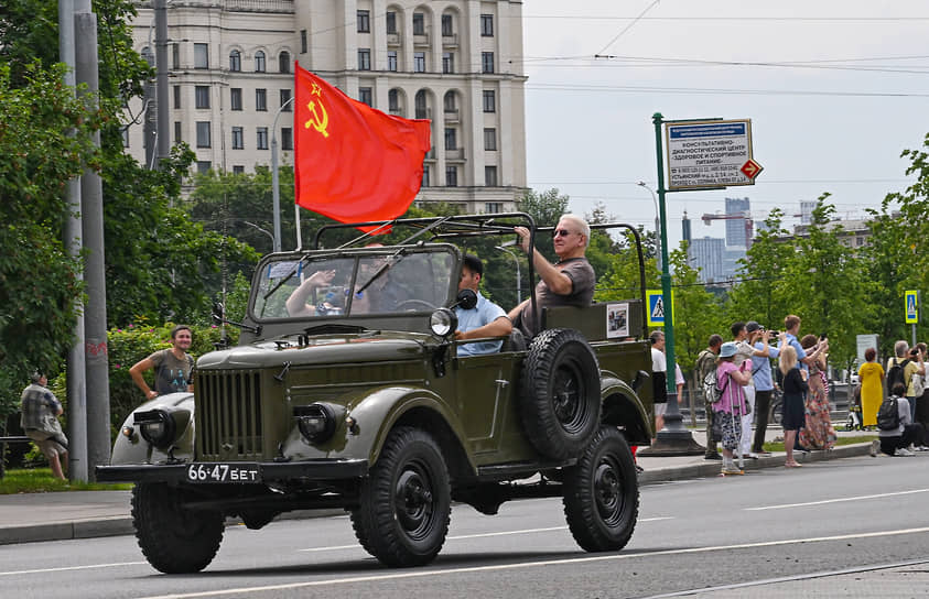 Автомобиль Ульяновского автомобильного завода