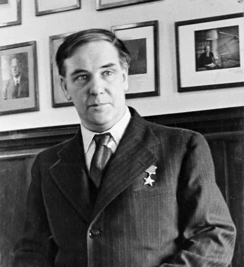 Академик Петр Капица, 1940-е 
