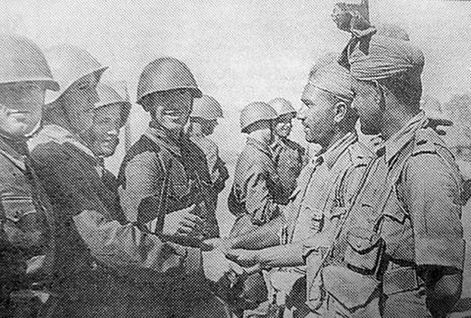 Советские и британские военнослужащие в Иране, 1941 