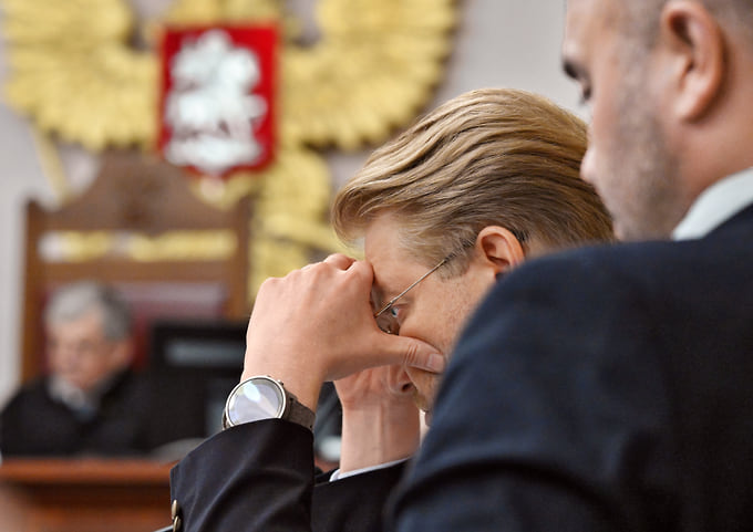 Председатель «Яблока» Николай Рыбаков во время апелляции по делу об отмене регистрации федерального списка партии на выборах в Госдуму