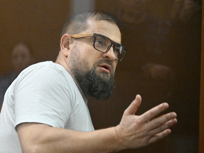 Продюсера Олега Газманова снова оставили в СИЗО