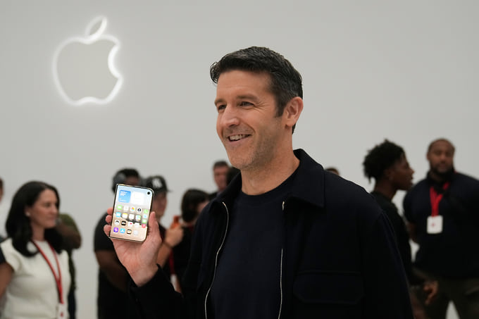 Apple CEO Джон Тернус 