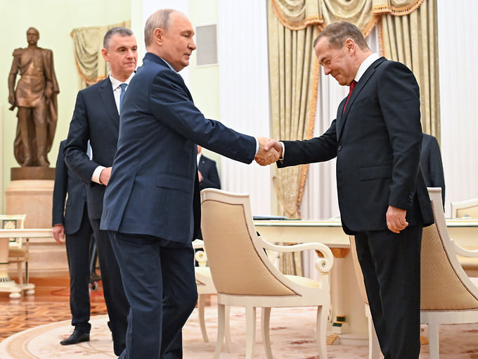 Патриции и партийцы