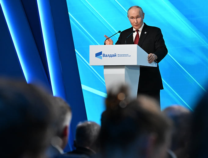 Владимир Путин многому научил членов Валдайского клуба за три с лишним часа 