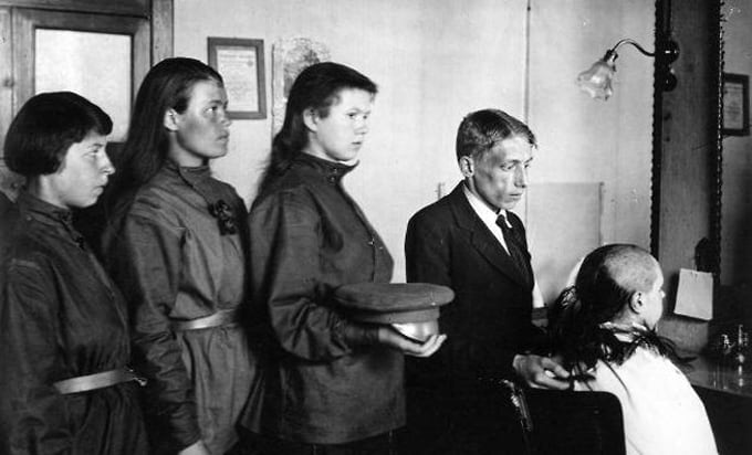Стрижка наголо, июнь 1917 года