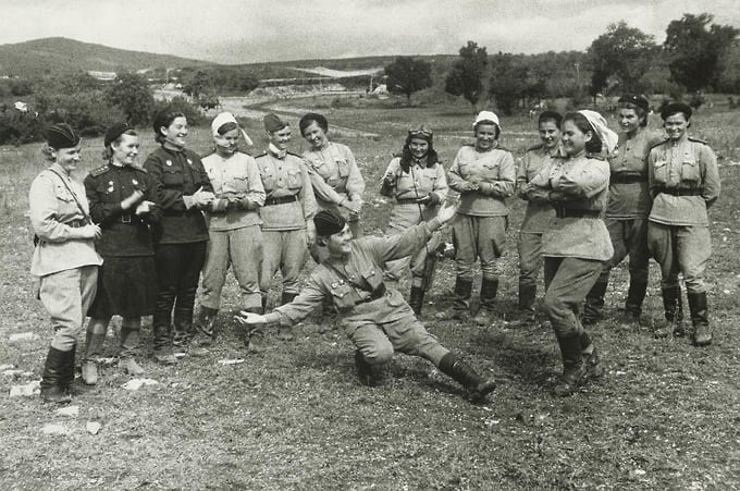 Летчицы 46-го женского авиационного полка, 1943 год