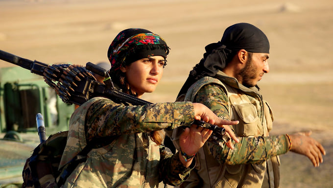 Асия Рамазан Антар — курдская участница Отрядов женской самообороны YPJ. Погибла в 2016-м в бою с террористами-смертниками