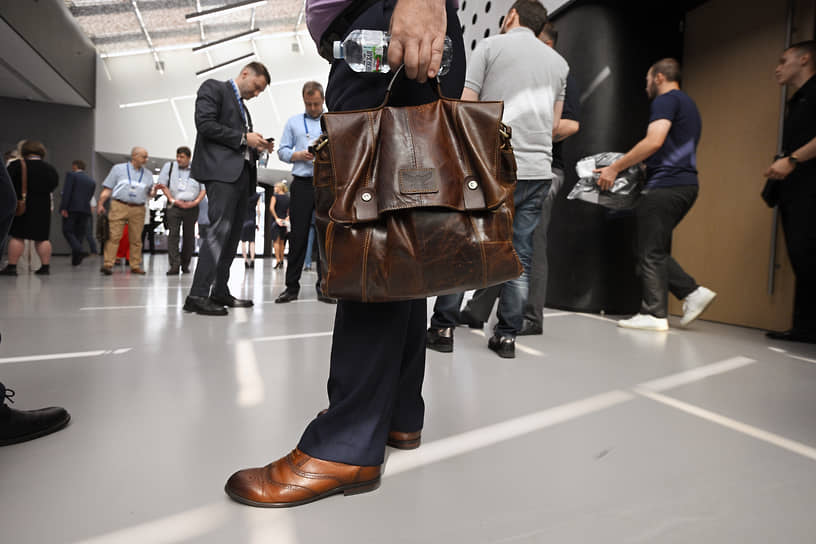 Кредитные портфели выходят на публику Кредитные портфели выходят на публику