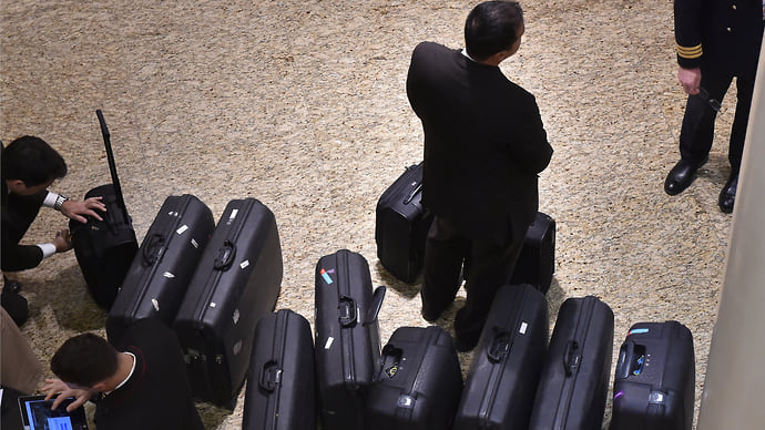 Семью экс-депутата выселяют из Marriott