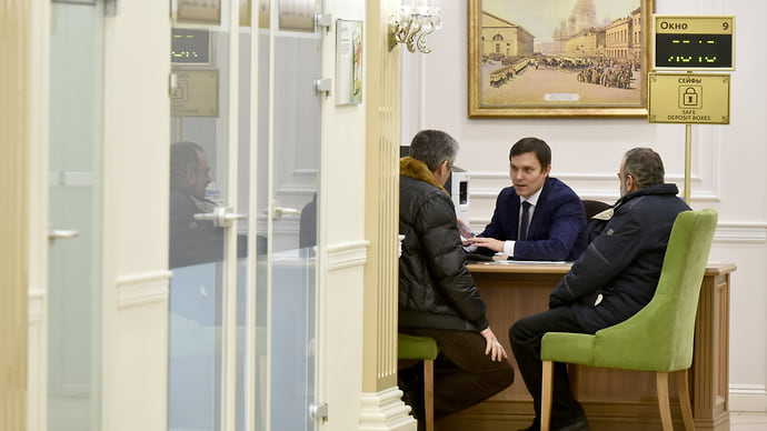 Долгосрочным сбережениям продлевают срок