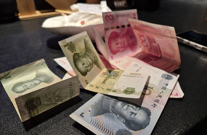 KMO_202285_00872_1_t222_193553 Юань вернулся на рынок