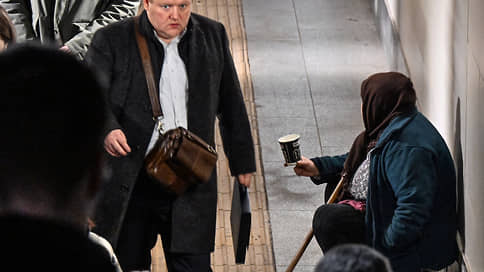 Попрошайки в зоне вылета // Дело предполагаемых участниц хищений в Шереметьево подготовили для суда