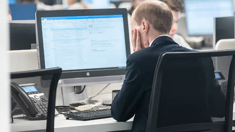 Страховщики раскинули киберполисы // Желающих страховать от рисков работы в интернете становится больше