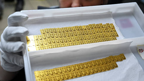 Золото вышло в люди // В первом квартале частные инвесторы купили рекордный объем слитков и монет