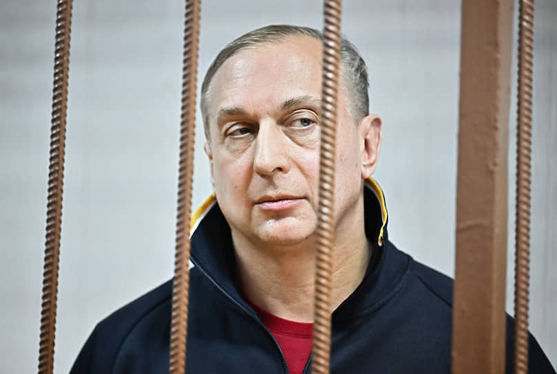 Алексей Власенко