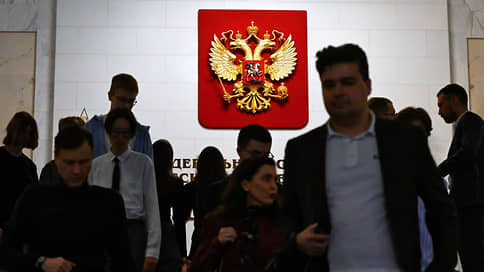 Выборы, конечно, впереди // Эксперты пока не видят интереса к думской кампании со стороны избирателей