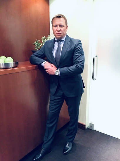 Вячеслав Богатов видит в своем деле явную нестыковку во времени