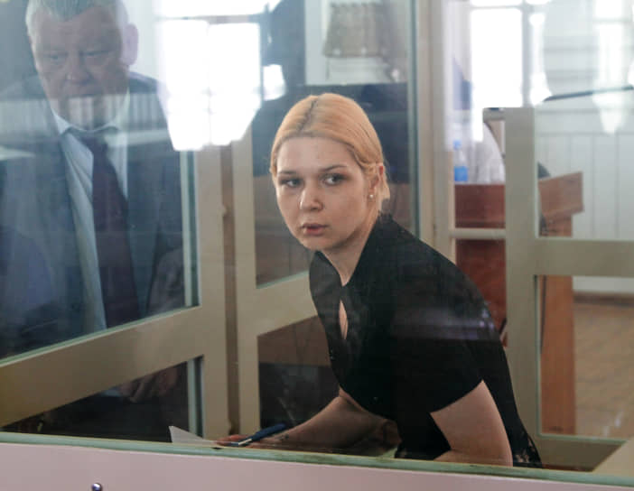 Екатерина Тархова призналась в корыстном мотиве убийства деда и бабушки