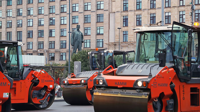 Закопались в минус