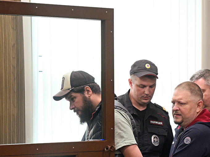 «Блок на негатив» стоил строгого режима