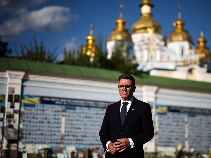 Новый британский премьер привычно вписался за Киев