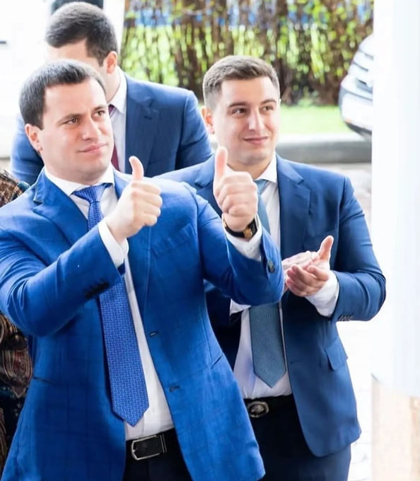 Рашо Фероян (слева) 
