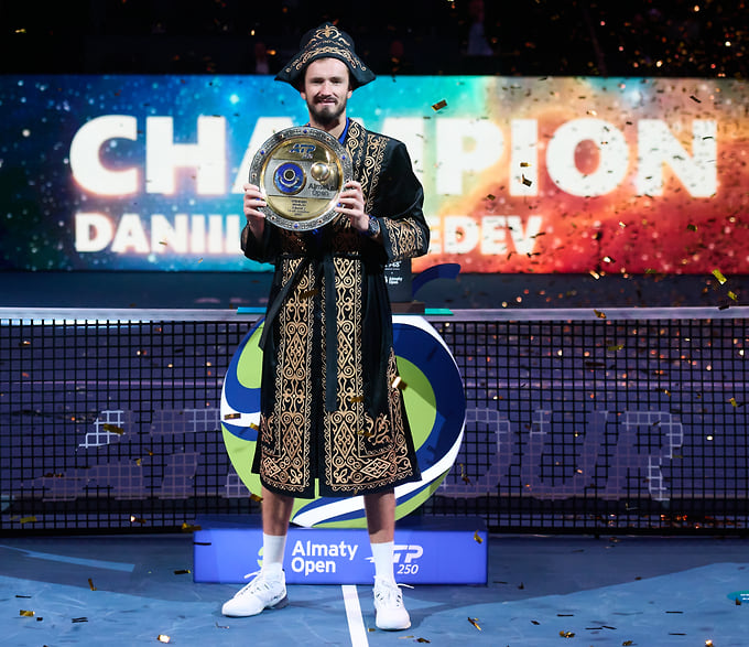 Выиграв Almaty Open второй раз подряд, Даниил Медведев довел количество своих чемпионских титулов на турнирах АТР до 25