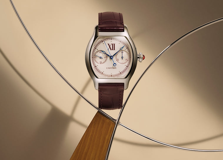 Часы Cartier Prive Tortue Monopoussoir