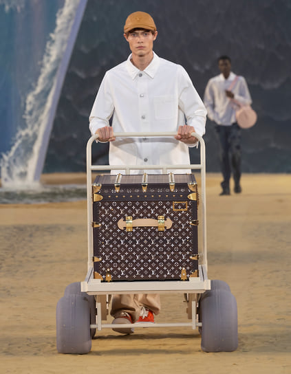 Louis Vuitton 