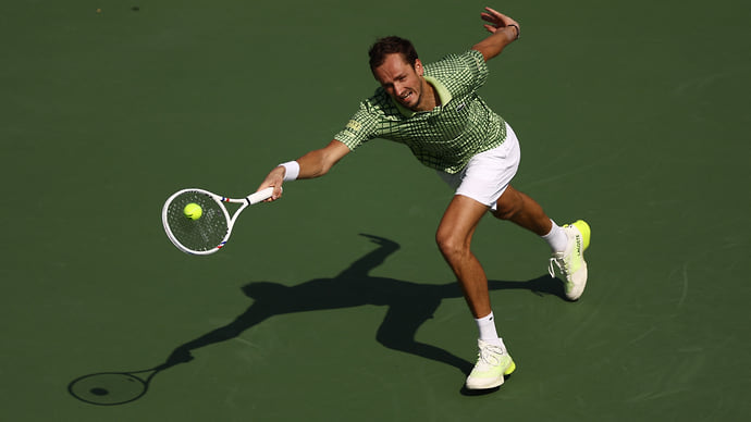 Теннисист Даниил Медведев вышел во второй круг турнира ATP 500 в Дубае