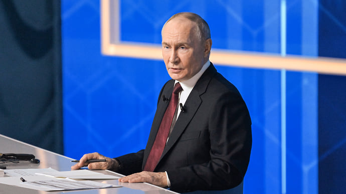 Путин отобрал 40 россиян в новый состав Общественной палаты
