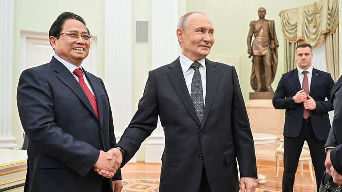 Путин принял в Кремле премьера Вьетнама