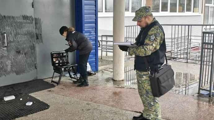 СКР возбудил дело после нападения школьника на учительницу в Пермском крае