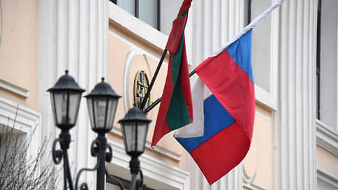 Путин упростил правила приема жителей Приднестровья в гражданство России