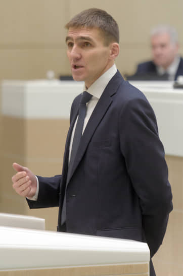 Олег Нефедов