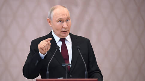 Путин поручил спецслужбам защитить детские лагеря