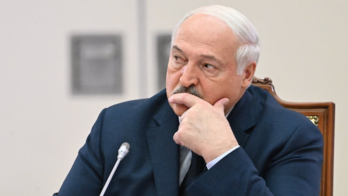 Лукашенко: Путин отвел войска от Киева в 2022 году из-за лжи Ватикана и израильтян