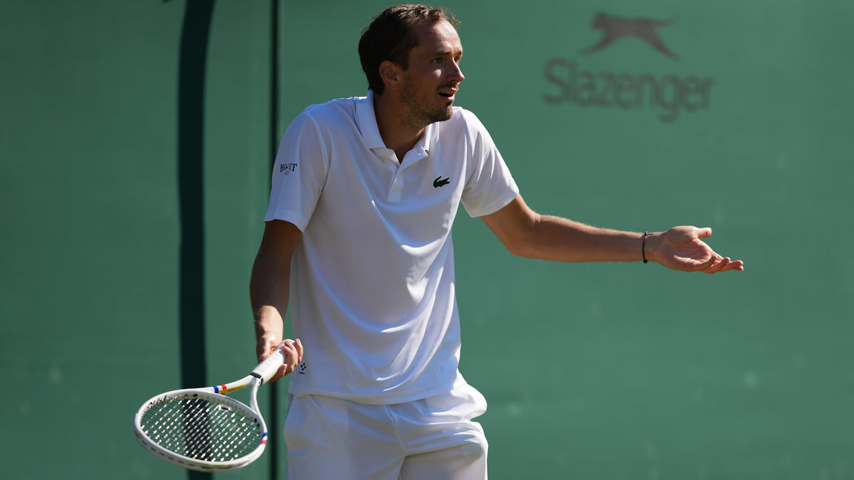 Даниил Медведев проиграл в третьем круге Wimbledon