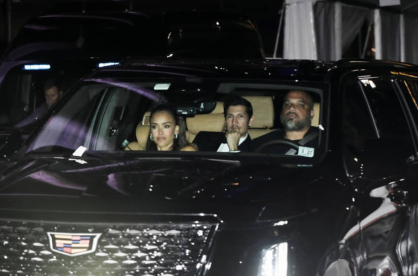Актеры Джессика Альба и Дэнни Рамирес