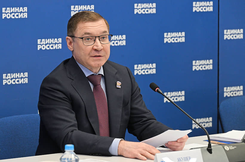 Владимир Якушев