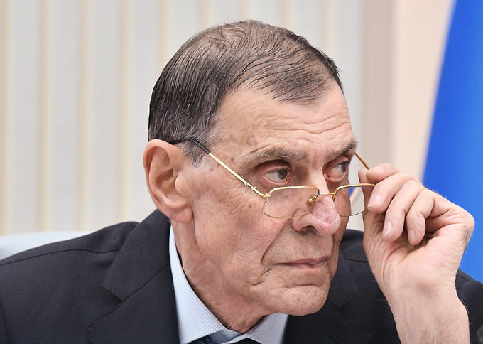 Борис Эбзеев 