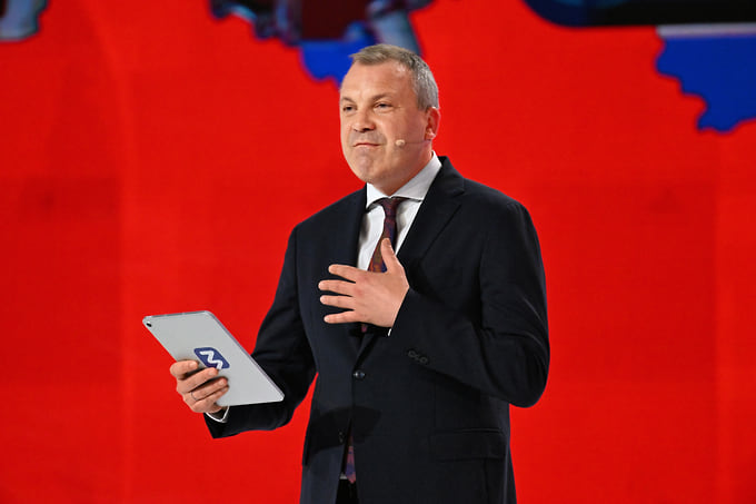 Евгений Попов