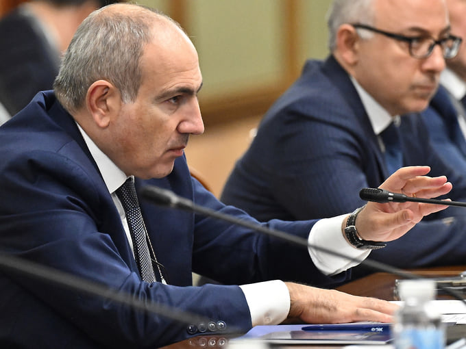 Пашинян: оппозиция добивается ввода сил ОДКБ в страну