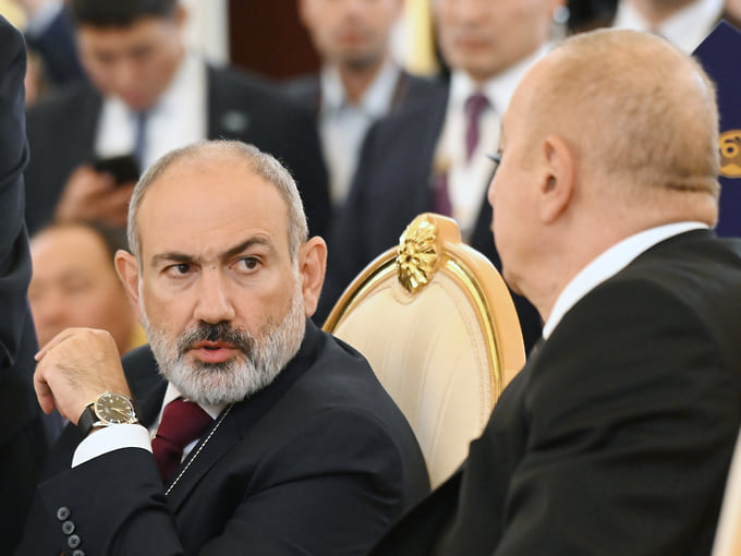 Пашинян и Алиев договорились о продолжении сотрудничества