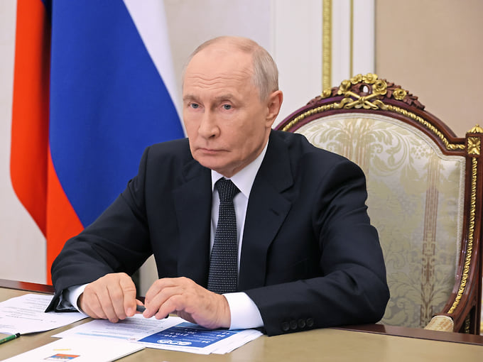 Путин выразил соболезнования семьям погибших при наводнении в Тибете