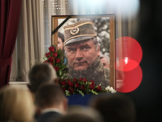В Белграде состоялась церемония прощания с генералом Ратко Младичем