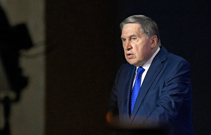 Юрий Ушаков