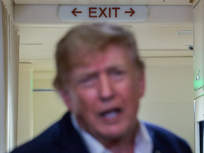 Трамп предрек резкое падение цен на нефть после завершения конфликта с Ираном